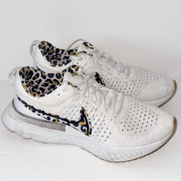Nike Women's React Infinity Run Flyknit 2 Cheetah Print Running Sneakers Sz 9.5 - Picture 6 of 10